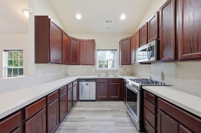 639 Savannah River Drive, Summerville, SC 29485