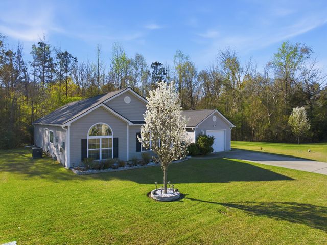 639 Savannah River Drive, Summerville, SC 29485