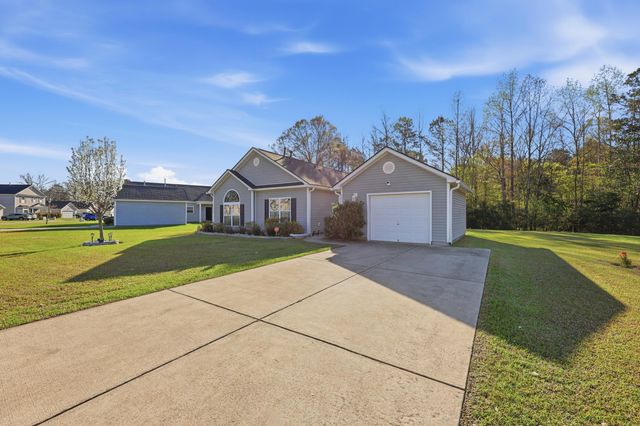 639 Savannah River Drive, Summerville, SC 29485