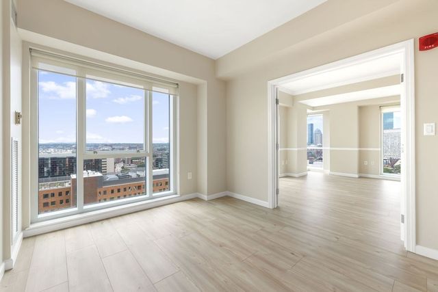 1 Nassau St 2009, Boston, MA 02111