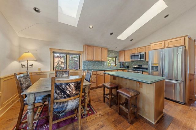 6442 Donner Road, Tahoe Vista, CA 96148