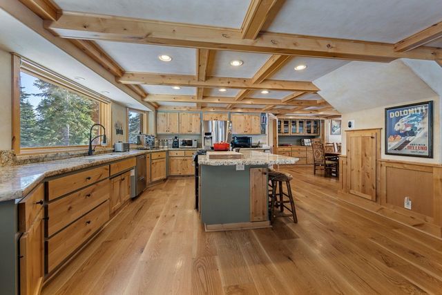 6442 Donner Road, Tahoe Vista, CA 96148