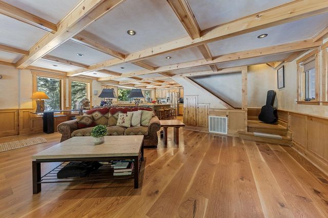 6442 Donner Road, Tahoe Vista, CA 96148