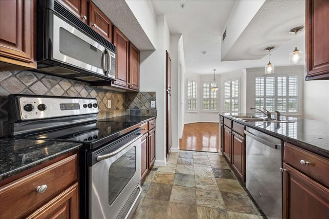 7575 Kirby Drive 1412, Houston, TX 77030