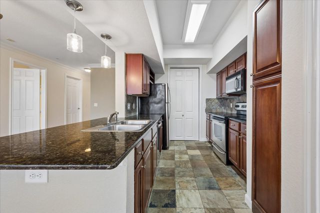 7575 Kirby Drive 1412, Houston, TX 77030