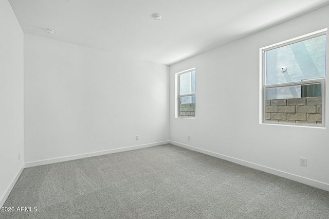 7945 W LOMA Lane, Peoria, AZ 85345