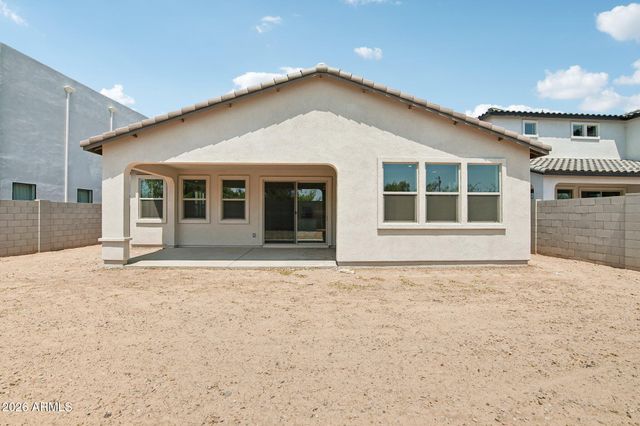 7945 W LOMA Lane, Peoria, AZ 85345
