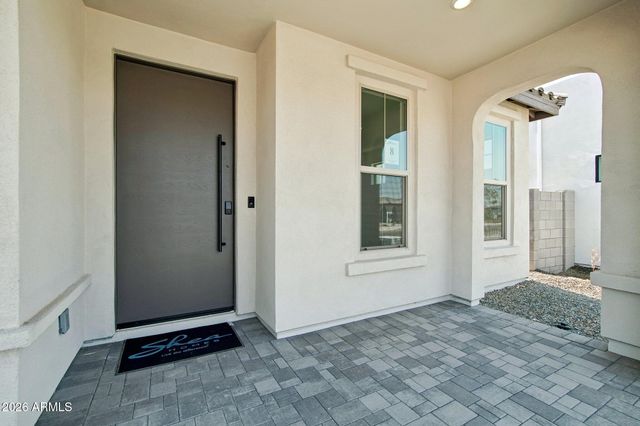 7945 W LOMA Lane, Peoria, AZ 85345