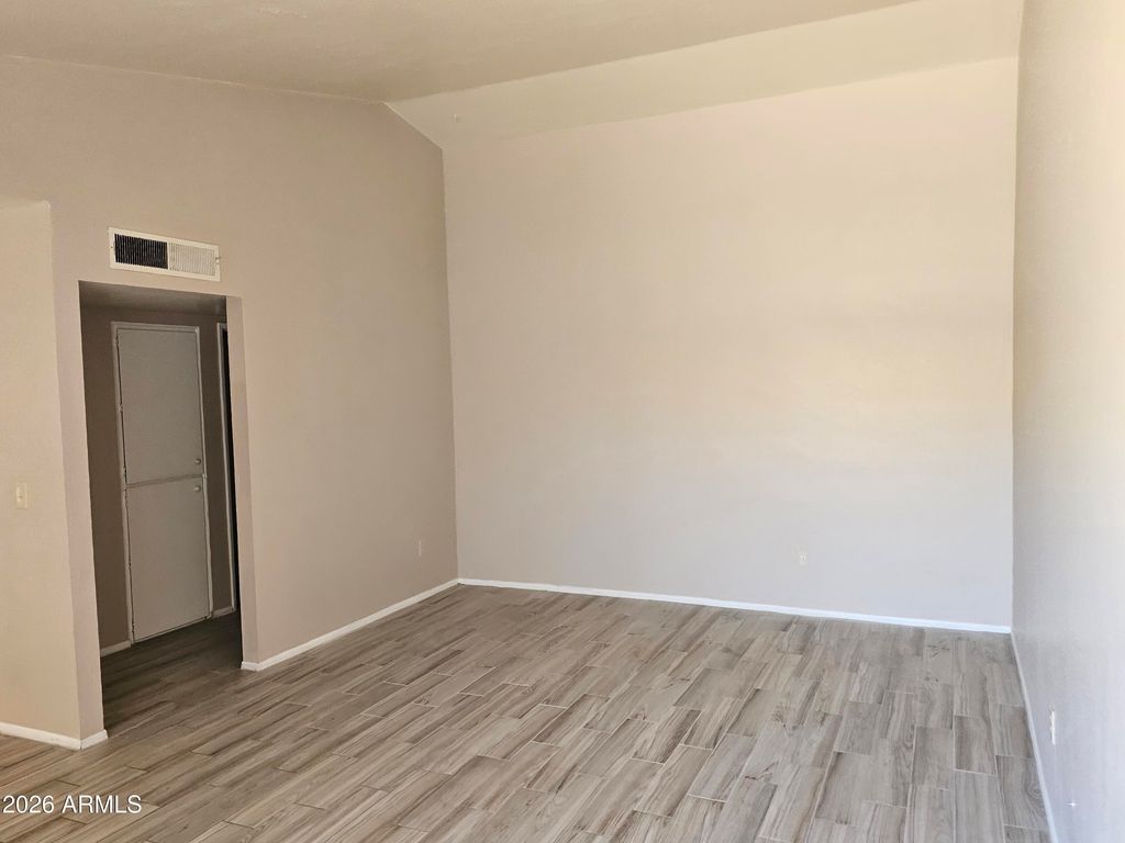 35 W CONCORDA Drive 104, Tempe, AZ 85282 — photo 5