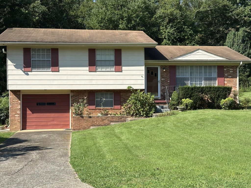 1630 Colorado Street, Hixson, TN 37343
