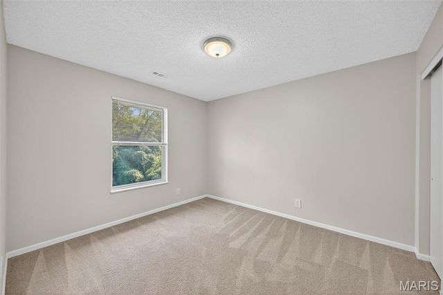 2314 Highland Hill Drive, St Peters, MO 63376