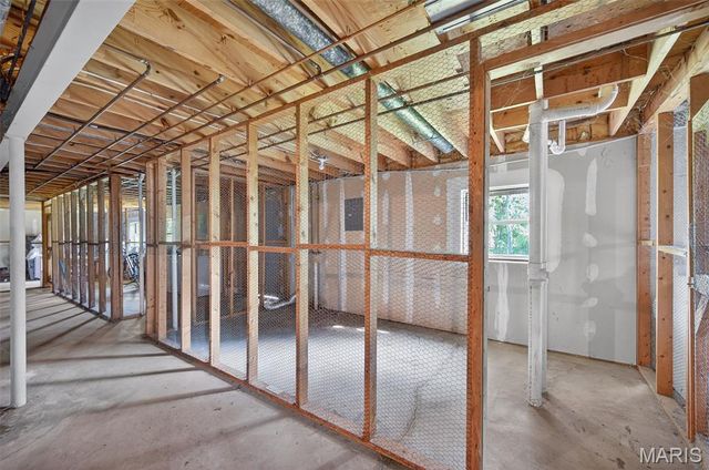 2314 Highland Hill Drive, St Peters, MO 63376
