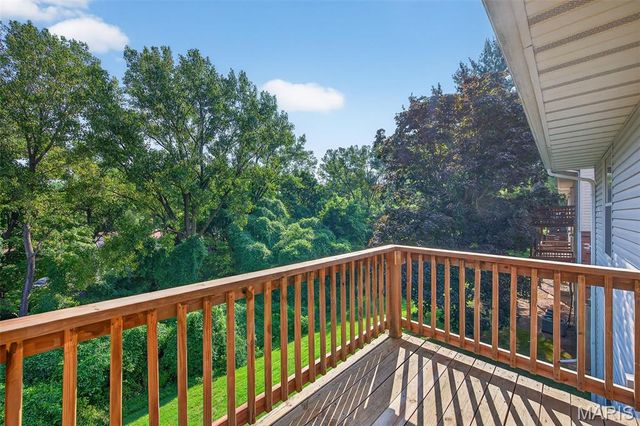 2314 Highland Hill Drive, St Peters, MO 63376