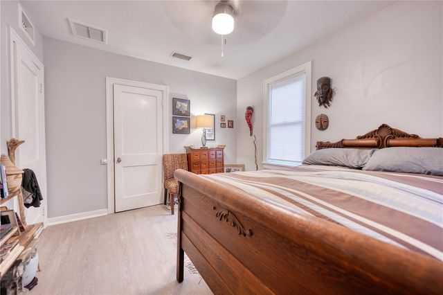 735 26TH AVENUE S, St Petersburg, FL 33705