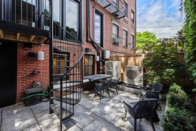 103 West Springfield Street, Boston, MA 02118