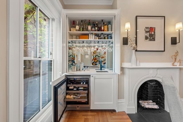103 West Springfield Street, Boston, MA 02118