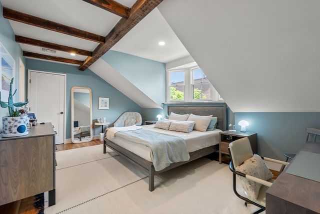 103 West Springfield Street, Boston, MA 02118