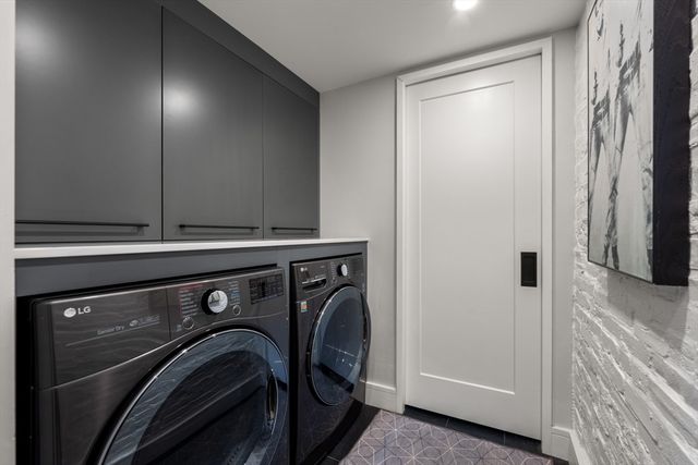 103 West Springfield Street, Boston, MA 02118