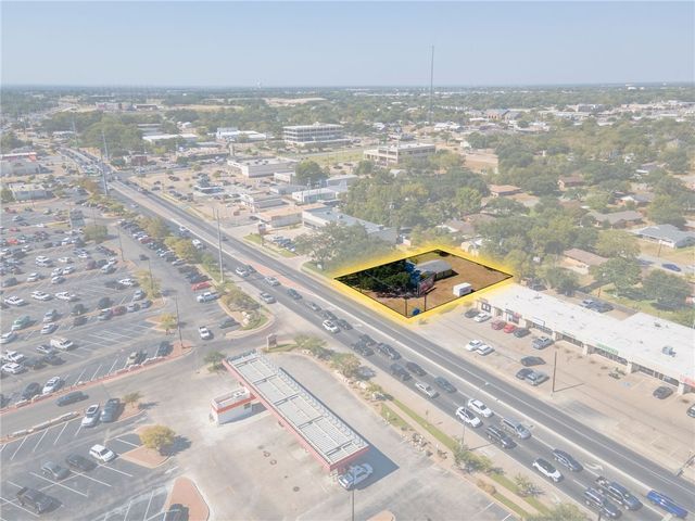 720 East Villa Maria Road, Bryan, TX 77802