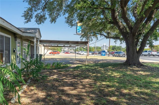 720 East Villa Maria Road, Bryan, TX 77802