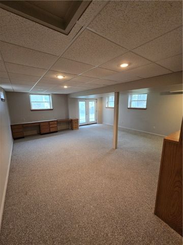 205 Hamburg Rd, Hempfield Twp, PA 16125