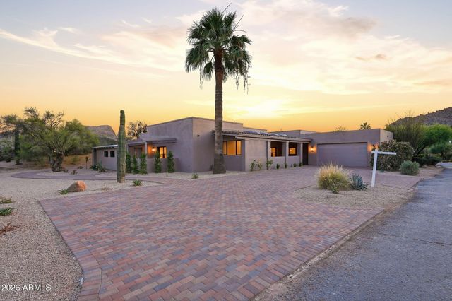 1111 OCOTILLO Circle, Carefree, AZ 85377