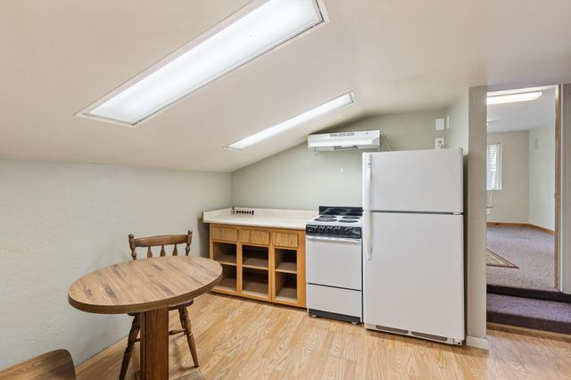 547 Oakdale Drive, Medford, OR 97501