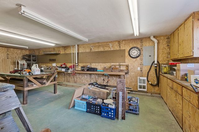 547 Oakdale Drive, Medford, OR 97501