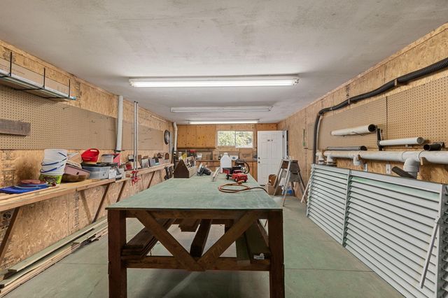 547 Oakdale Drive, Medford, OR 97501