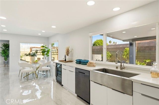 9810 Calendula Ave, Westminster, CA 92683