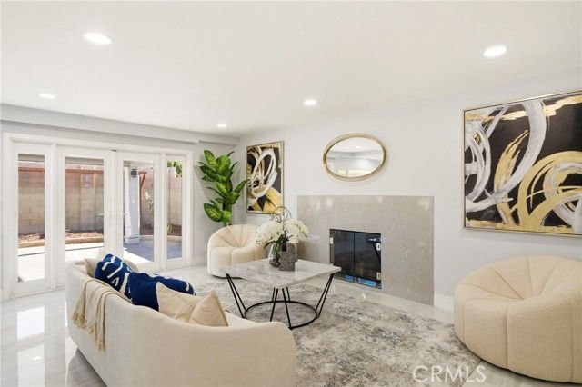 9810 Calendula Ave, Westminster, CA 92683