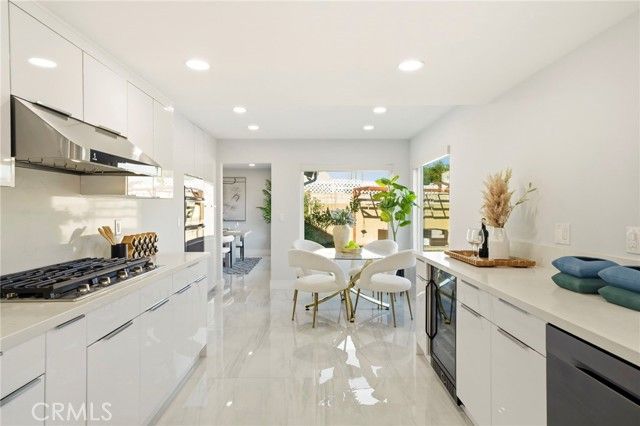 9810 Calendula Ave, Westminster, CA 92683