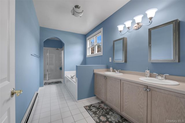 626 Village Green N, Port Washington, NY 11050
