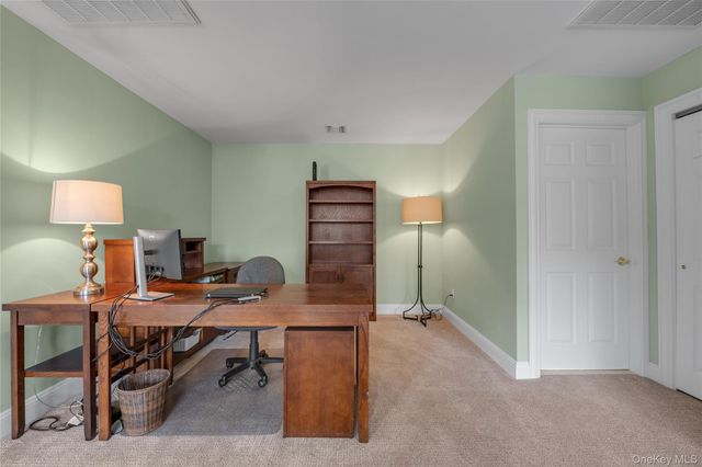 626 Village Green N, Port Washington, NY 11050