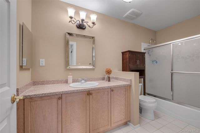 626 Village Green N, Port Washington, NY 11050