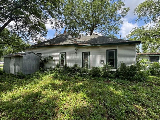 114 Schofield Street, Waverly, KS 66871