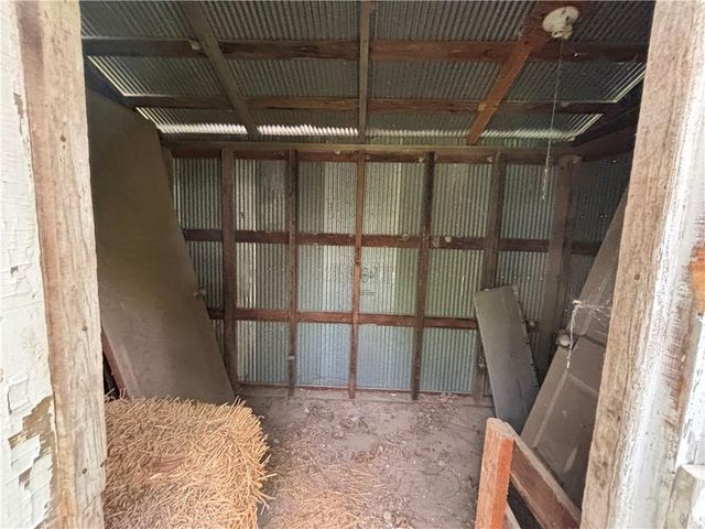 114 Schofield Street, Waverly, KS 66871