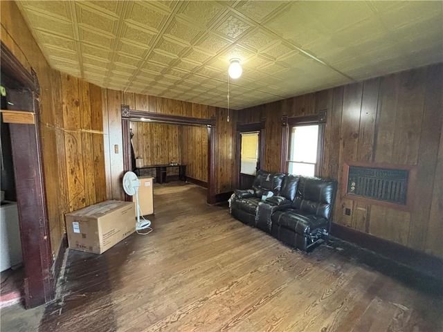 114 Schofield Street, Waverly, KS 66871