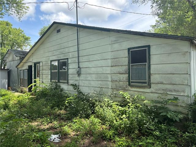 114 Schofield Street, Waverly, KS 66871