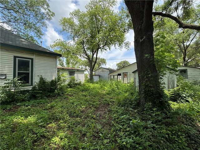 114 Schofield Street, Waverly, KS 66871