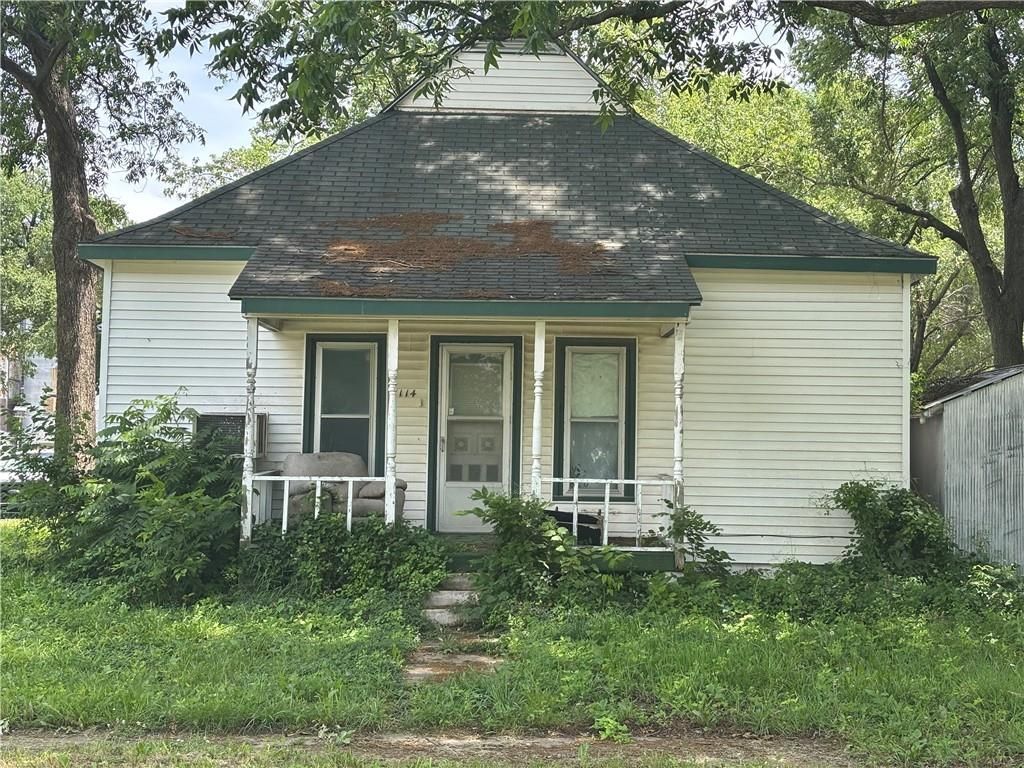 114 Schofield Street, Waverly, KS 66871