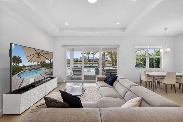 12419 Nautilus Circle, Palm Beach Gardens, FL 33412