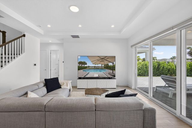 12419 Nautilus Circle, Palm Beach Gardens, FL 33412