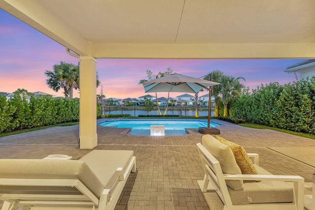 12419 Nautilus Circle, Palm Beach Gardens, FL 33412