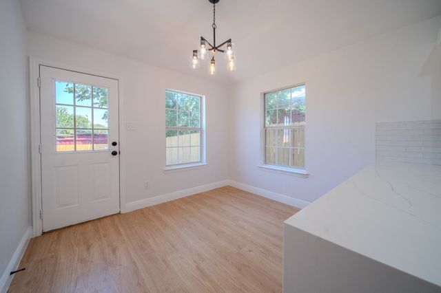 5219 Chippewa Drive, Dallas, TX 75212