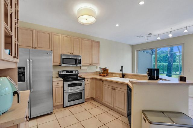 23449 Water Circle, Boca Raton, FL 33486