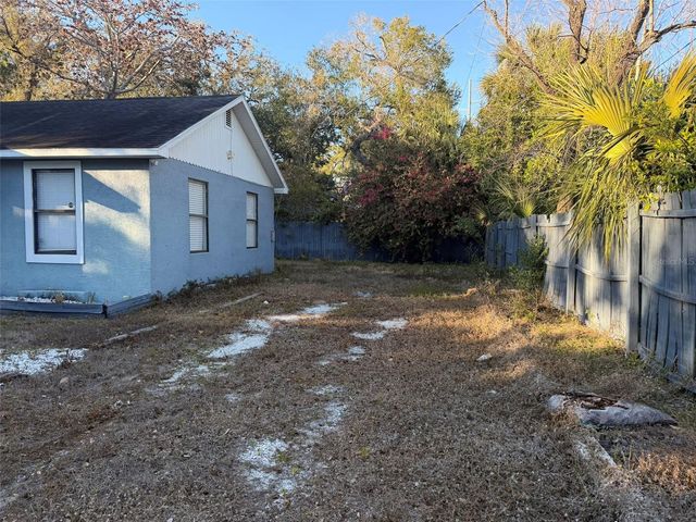 2020 E POWHATAN AVENUE, Tampa, FL 33610