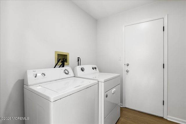 26 Lansdale Drive, Marlboro, NJ 07746