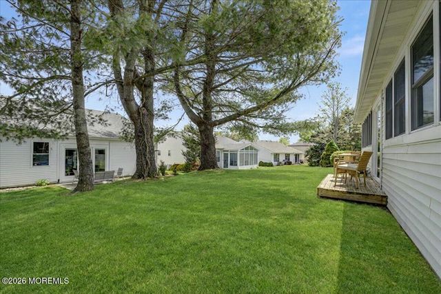 26 Lansdale Drive, Marlboro, NJ 07746