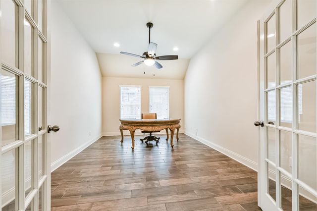 2919 Silhouette Bay Drive, Pearland, TX 77584